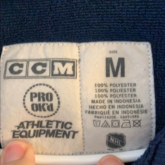 Pittsburgh Penguins CCM Sweatshirt - Picture 5 of 6